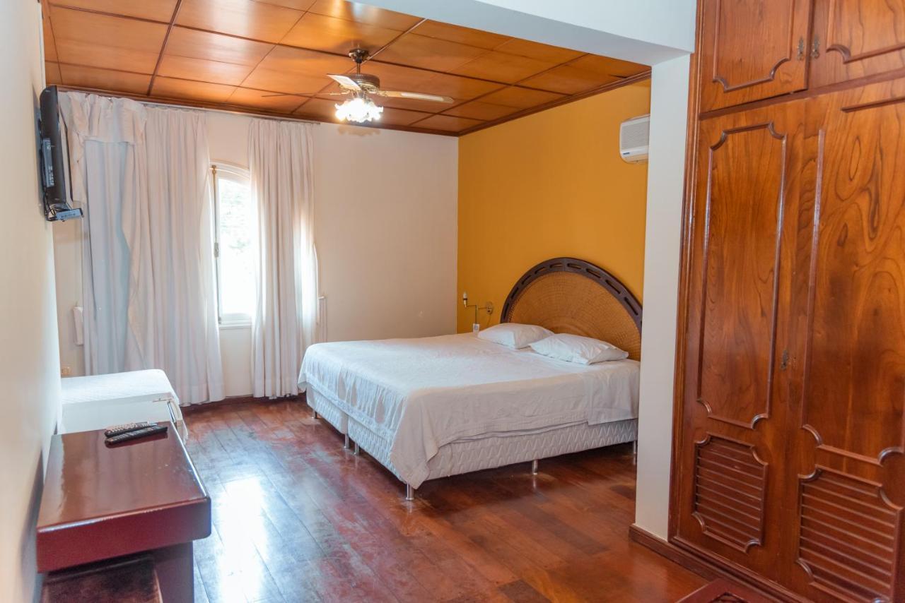 Casa Blanca Hotell Ciudad del Este Eksteriør bilde
