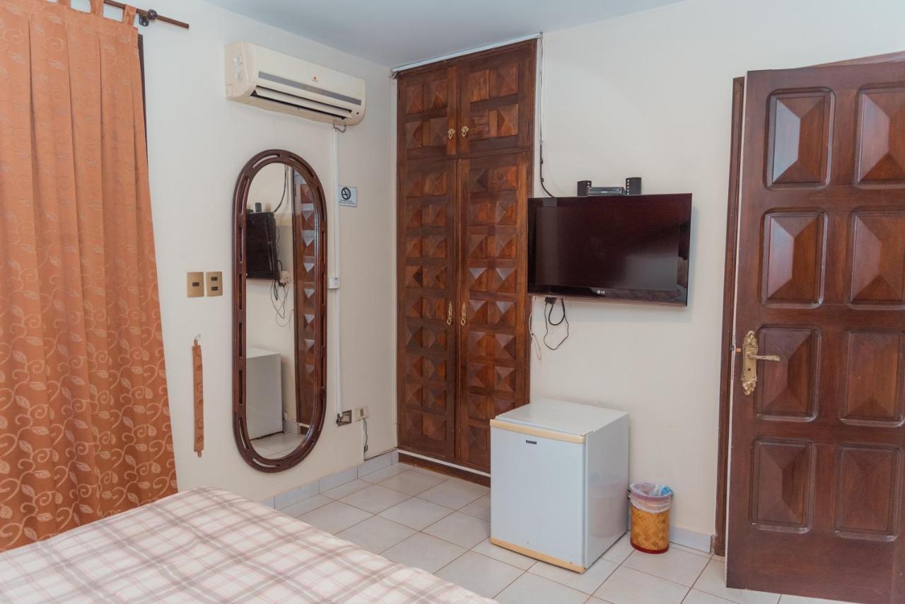 Casa Blanca Hotell Ciudad del Este Eksteriør bilde